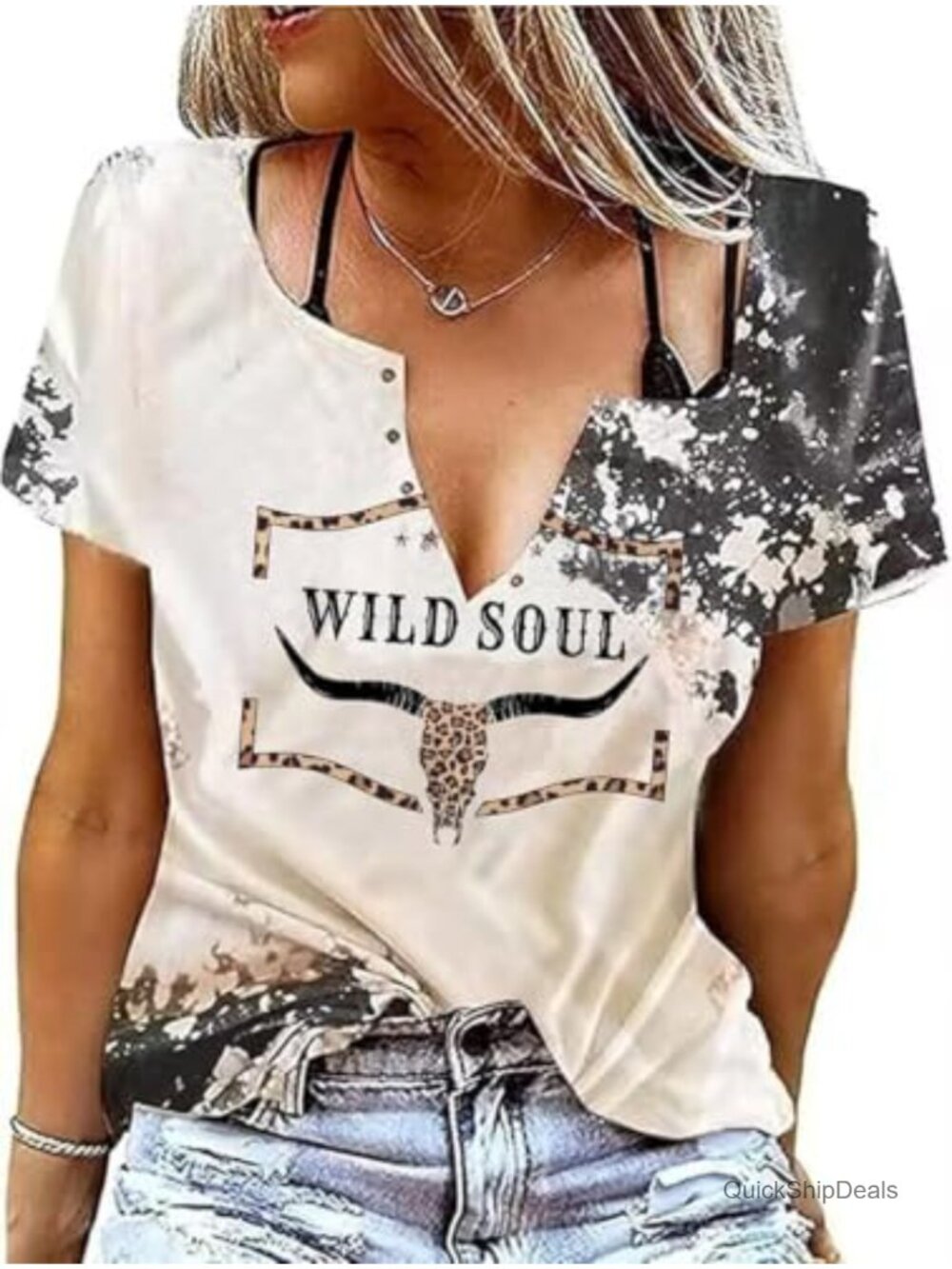 Western Steer Skull Graphic T-Shirt Women Country Music Rodeo Cowgirl Tee